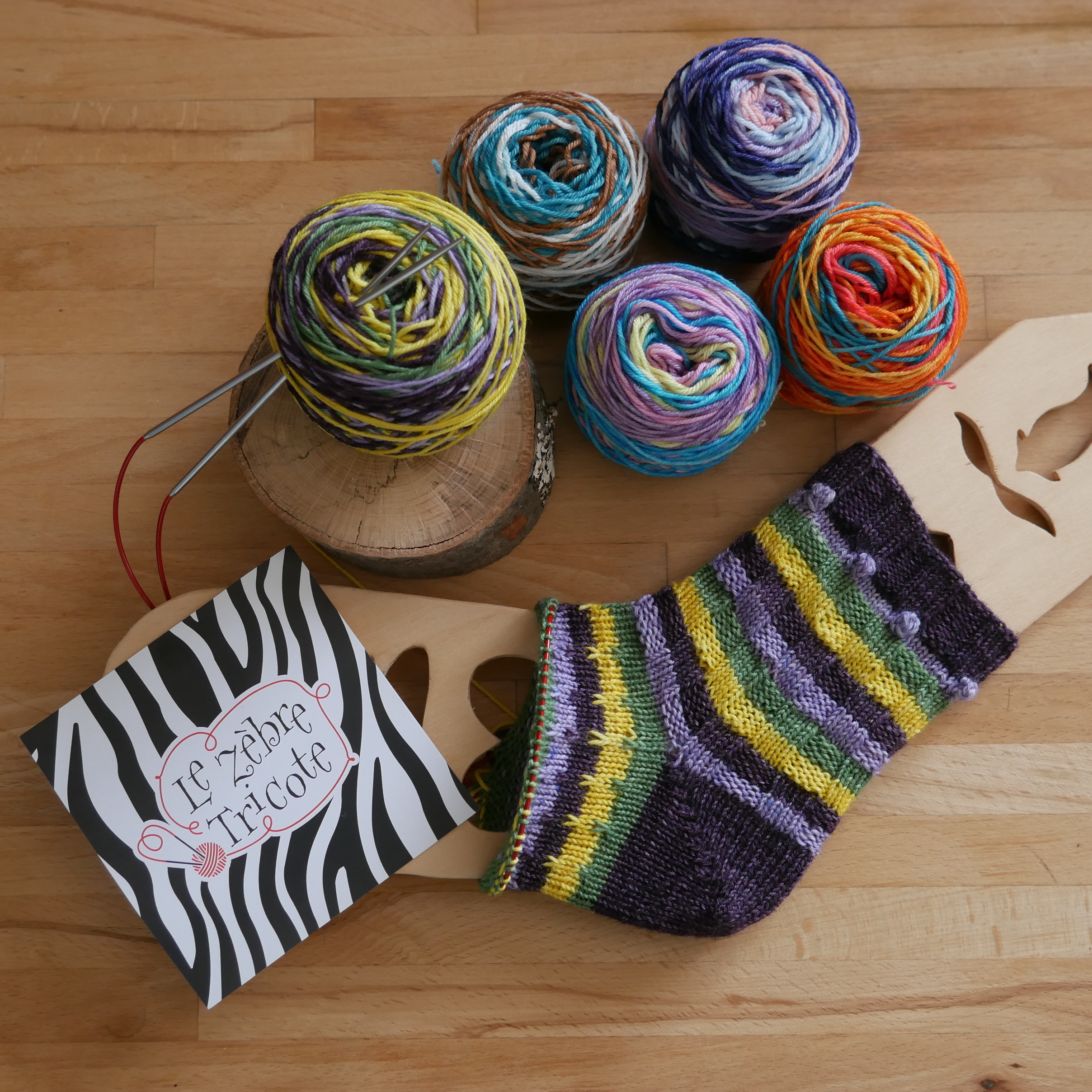 Knit-Eat workshop -Tricot de chaussettes : s’amuser avec les fils auto-rayants